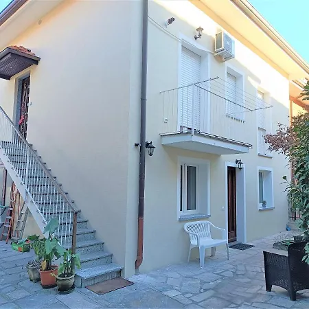 Miryam Apartment *