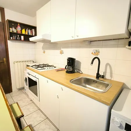 Miryam Apartment *